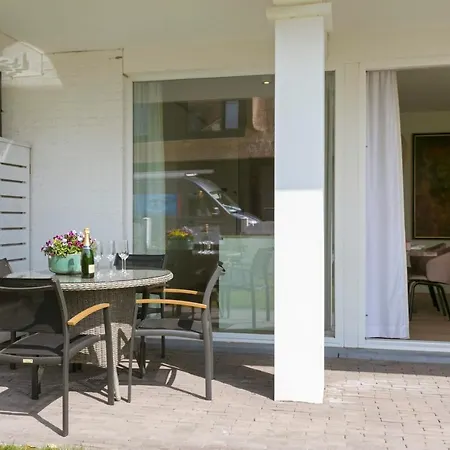 Lejlighed Fantastic New Modern Apartment With Sunny Garden, Terrace And 2 Parkings